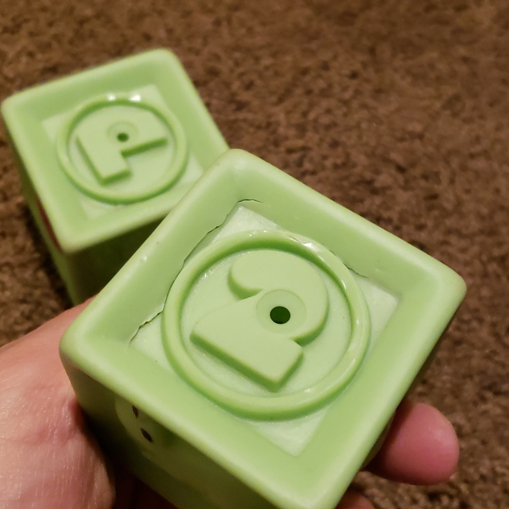 Stack & Squeeze block set - Picture 2 of 3